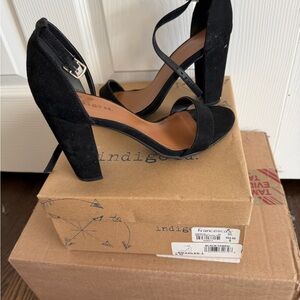 Francesca's Collections Black Suede Crisscross Block Heel Sandals